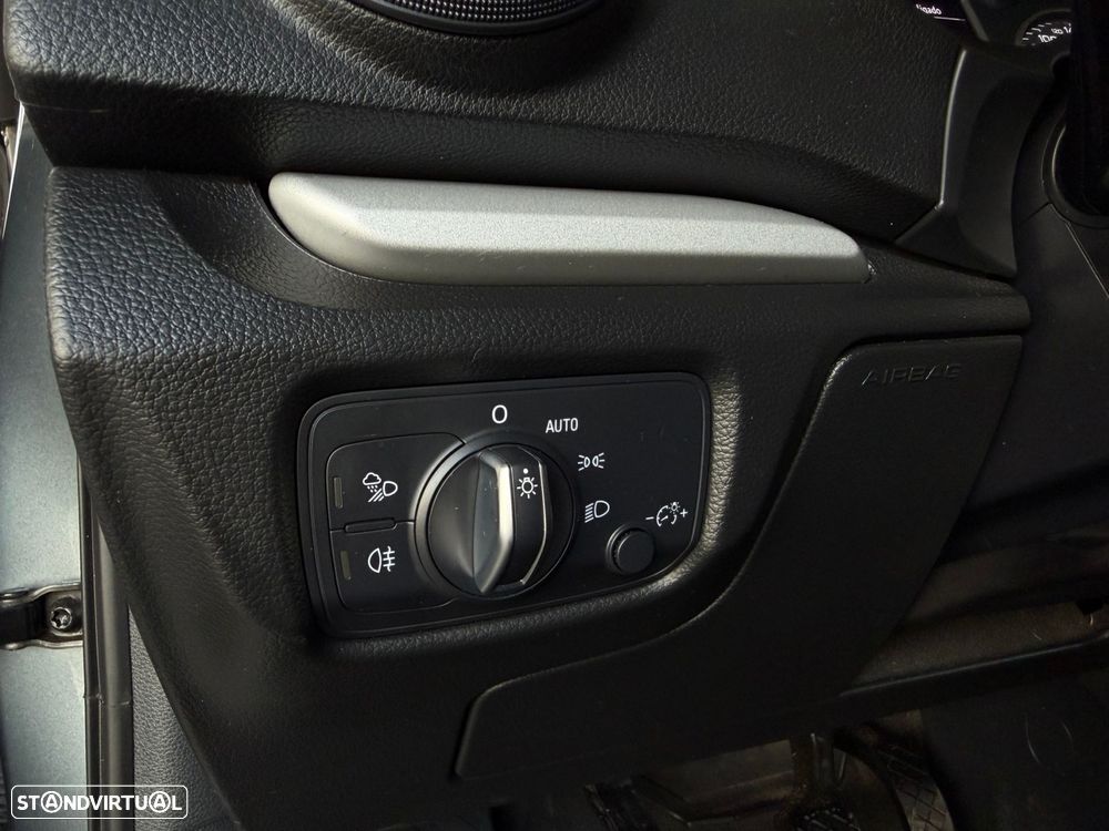 Audi A3 Sportback 1.6 TDI Design - 13