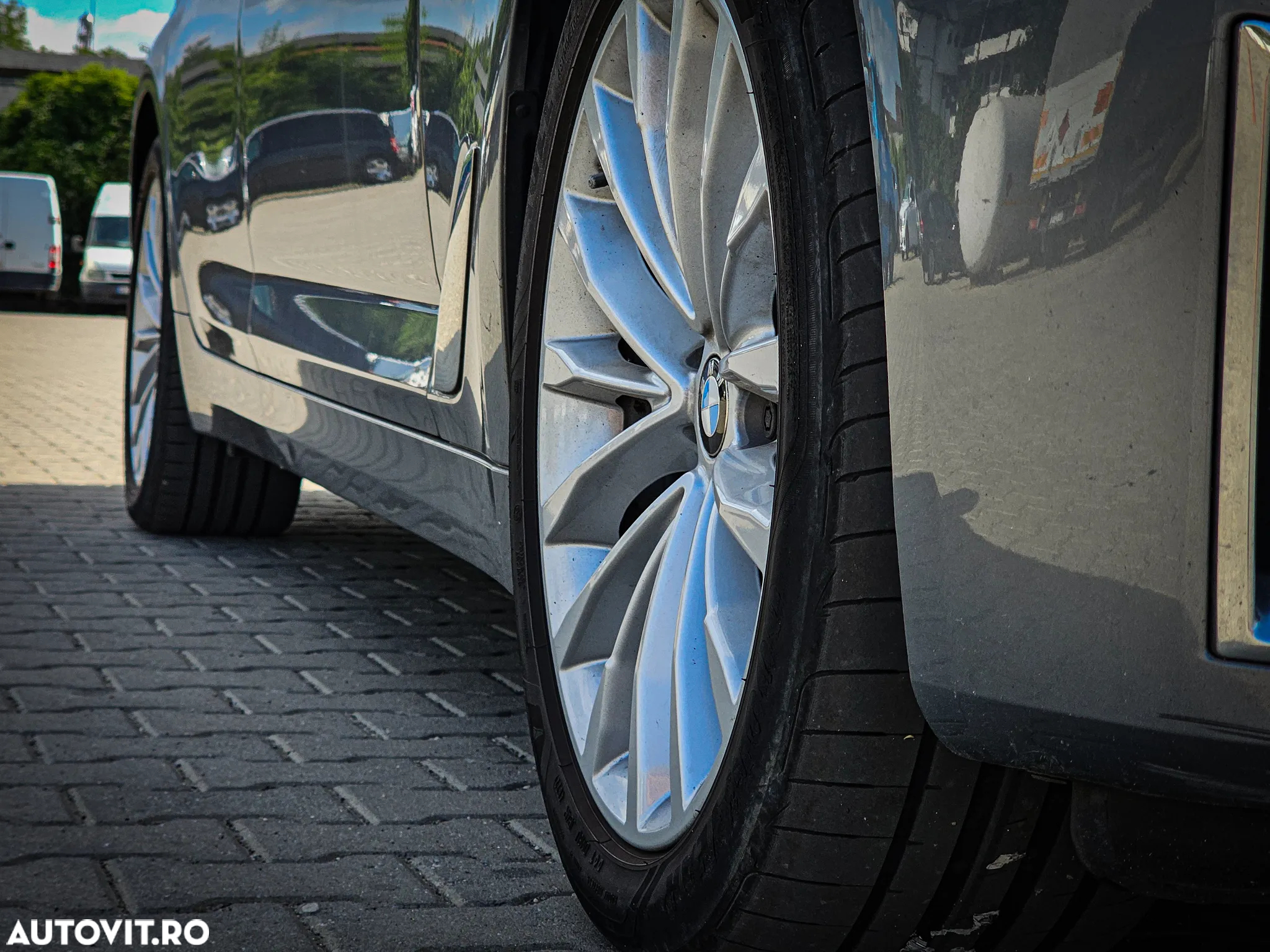 BMW Seria 5 520d xDrive Touring Aut. Luxury Line - 12