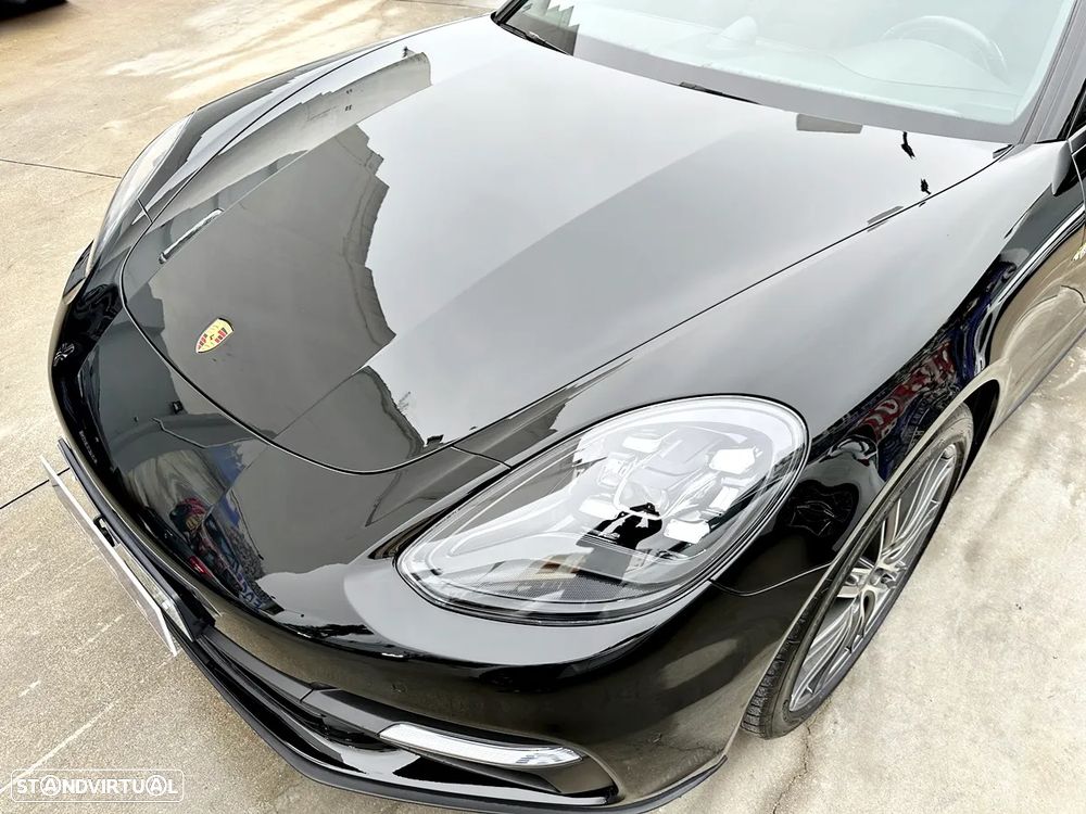 Porsche Panamera 4 E-Hybrid - 54