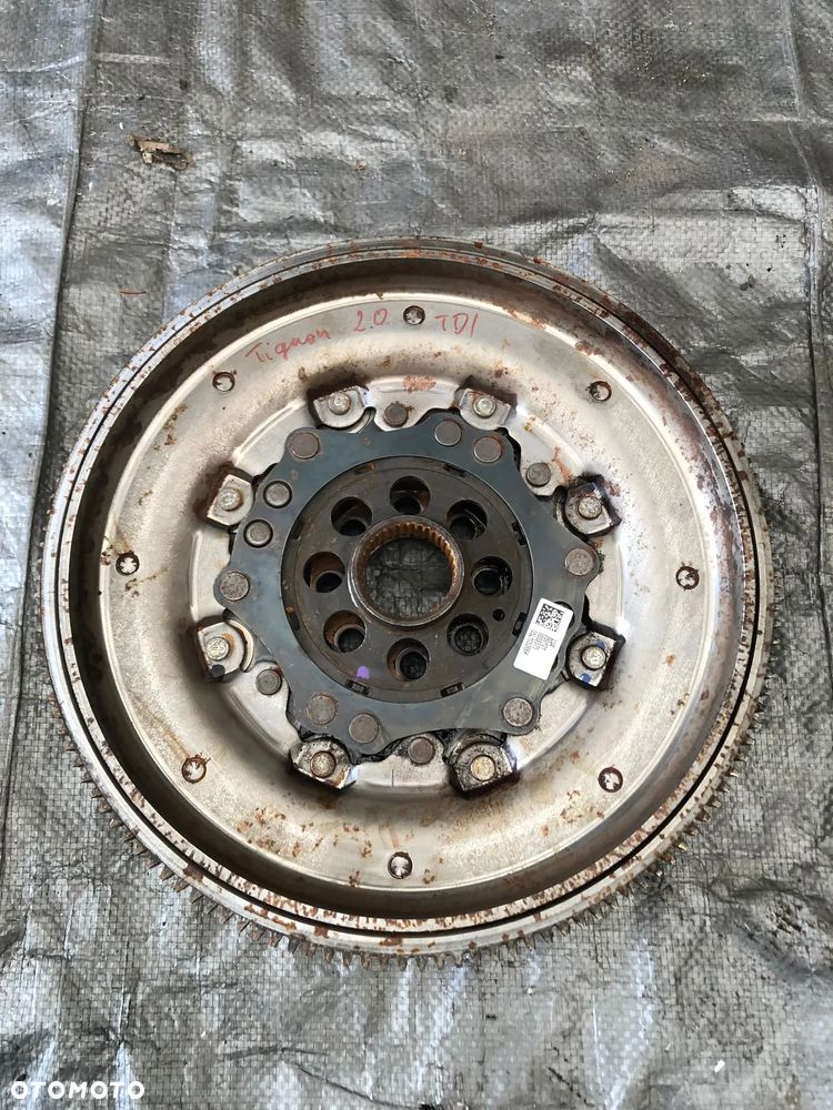 VW SKODA AUDI TIGUAN koło dwumasowe dwumas sprzegło 2,0 TDI 05L105266K po przebiegu 7 tys km - 1