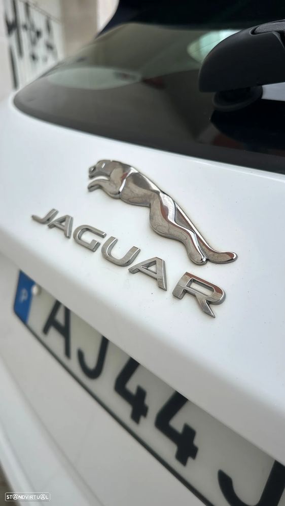 Jaguar E-Pace 2.0 i4D - 2