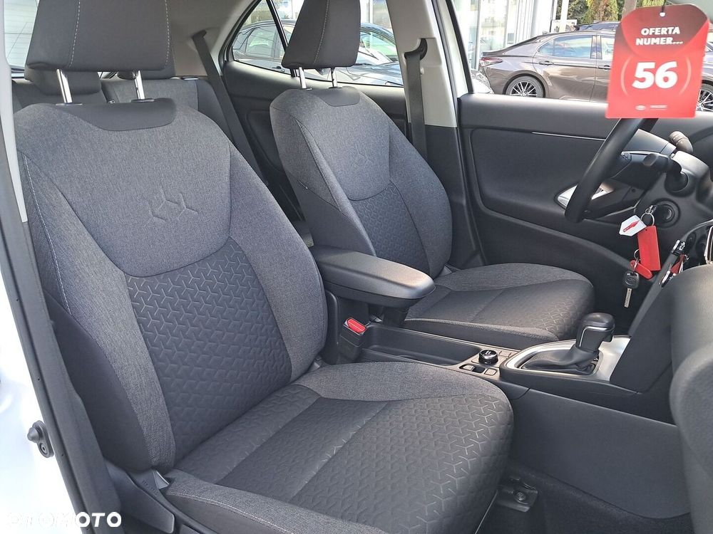 Toyota Yaris Cross Hybrid 1.5 Comfort 4x4 - 16