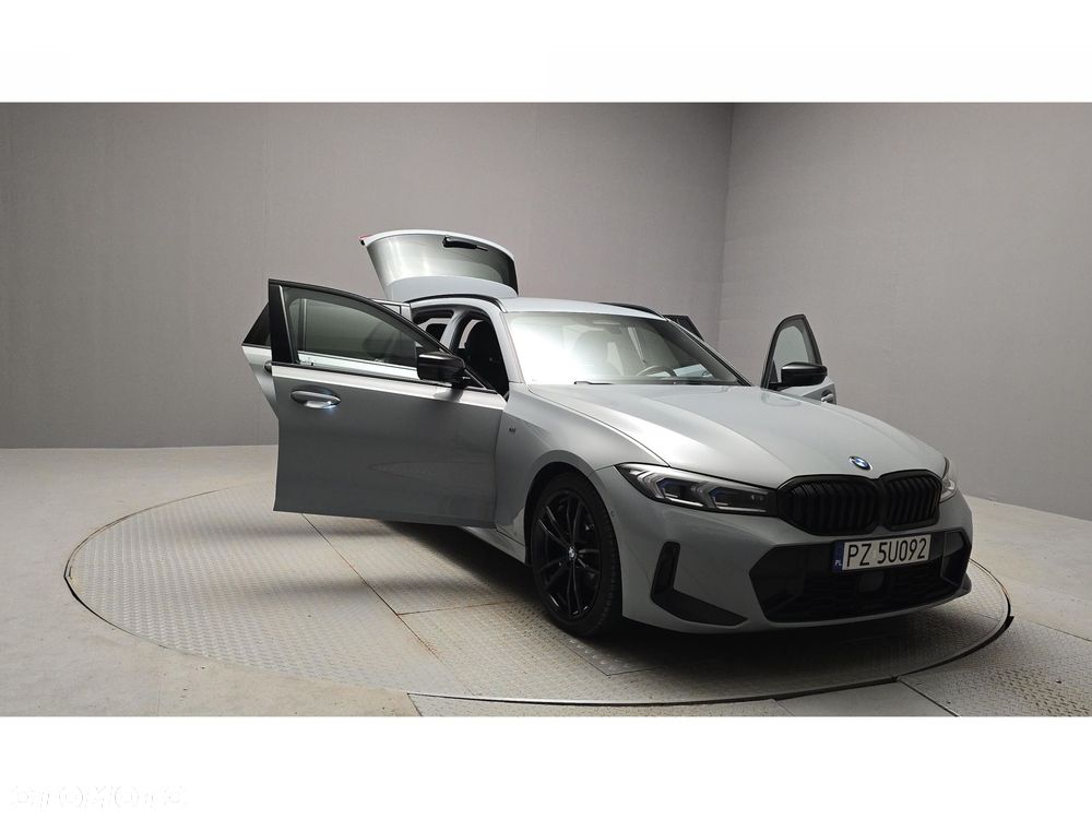 BMW Seria 3 320d xDrive M Sport - 12