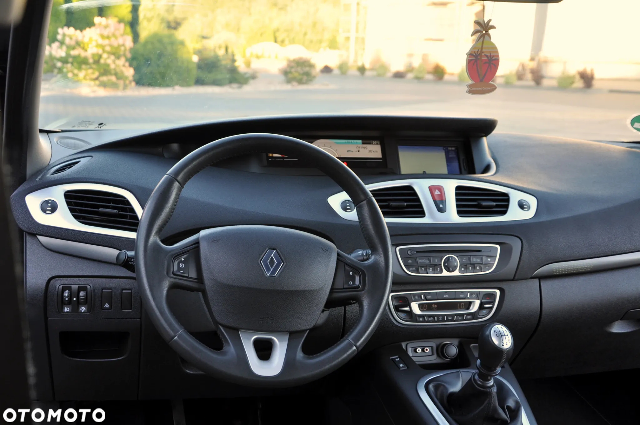 Renault Scenic 1.9 dCi Bose Edition - 28