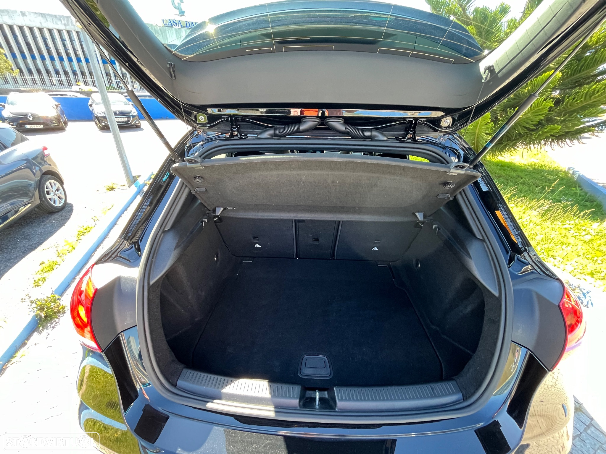 Mercedes-Benz A 35 AMG 4Matic - 16