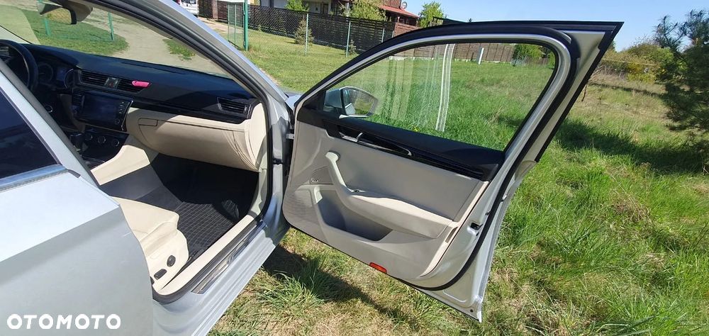 Skoda Superb 2.0 TSI 4x4 L&K DSG - 22