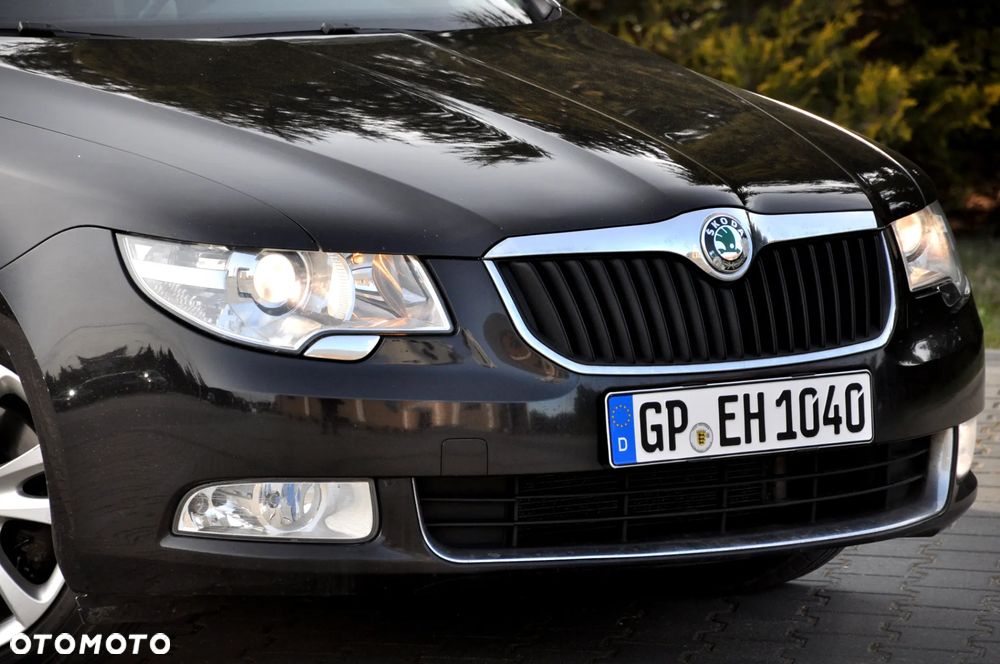 Skoda Superb 2.0 TDI DSG Exclusive - 11