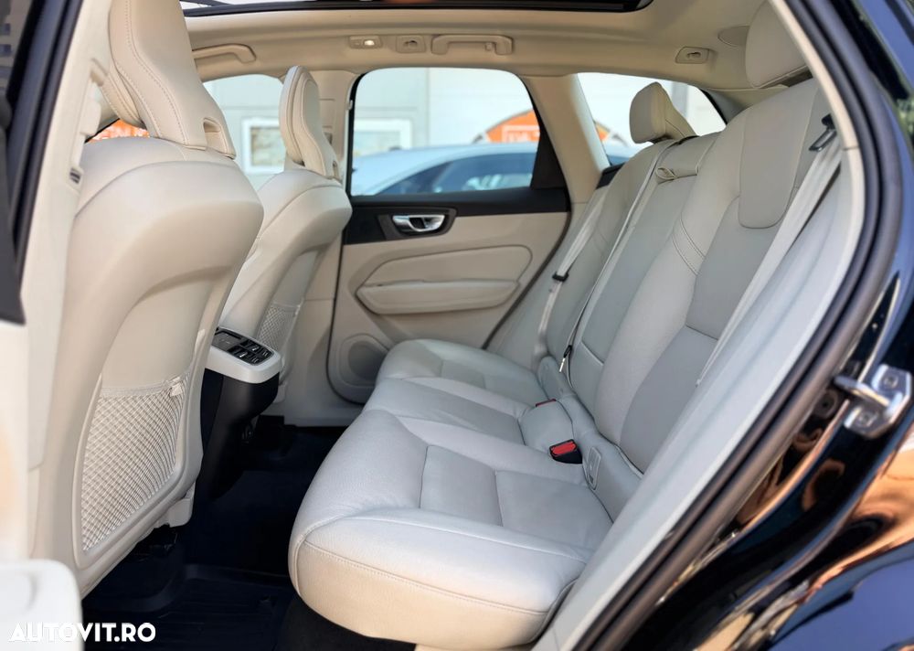 Volvo XC 60 B4 D AWD Geartronic Inscription - 9