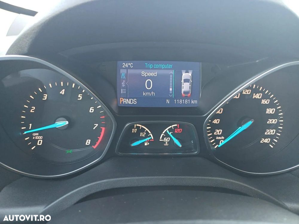 Ford Kuga - 19