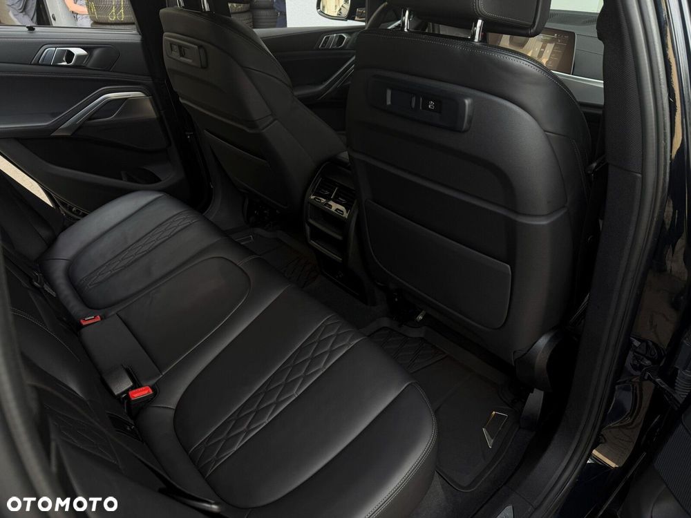 BMW X6 - 18