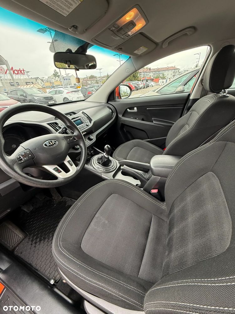 Kia Sportage - 16