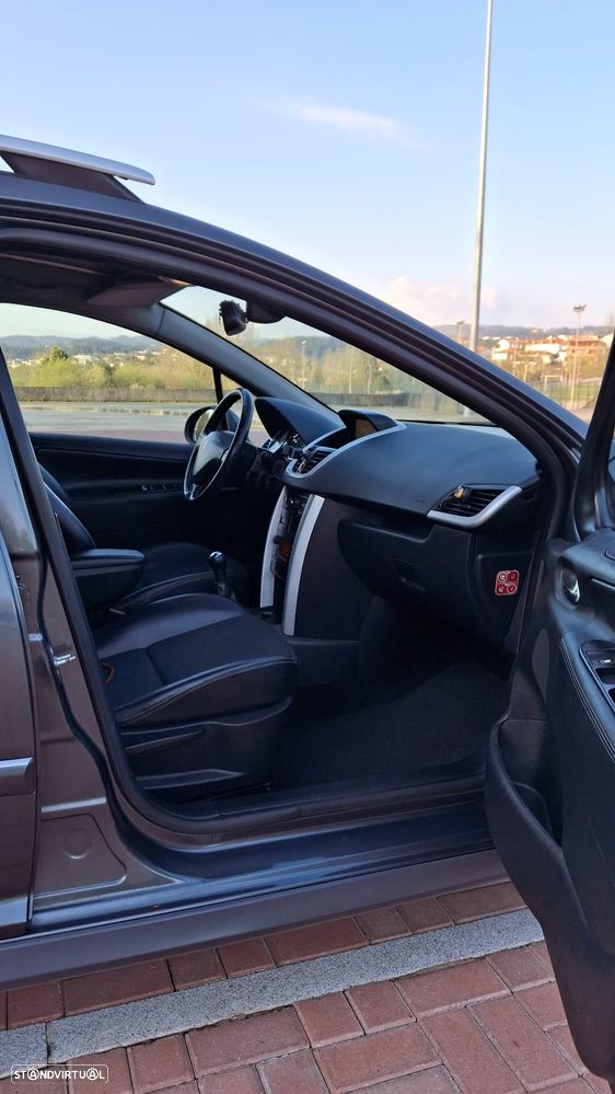 Peugeot 207 SW 1.6 HDi Outdoor - 8