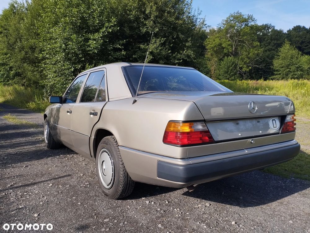 Mercedes-Benz W124 (1984-1993) - 5