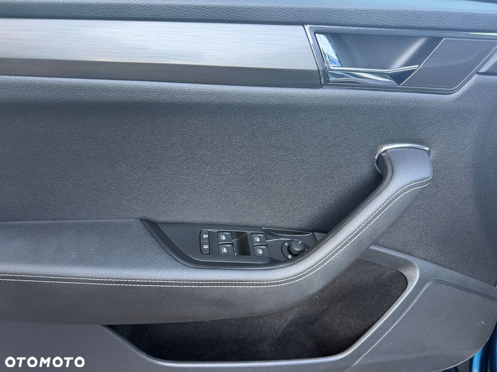 Skoda Superb 2.0 TSI DSG Style - 20