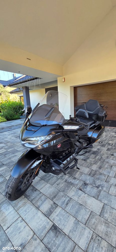 Honda GL - 11