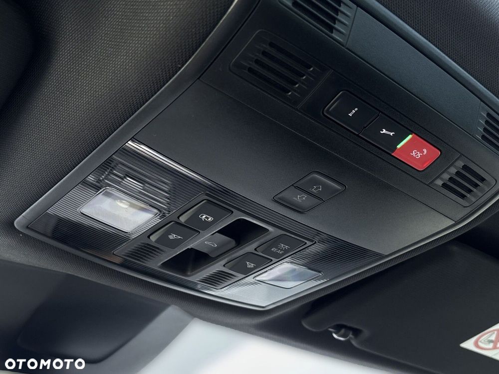 Skoda Superb 2.0 TDI SCR Sportline DSG - 30