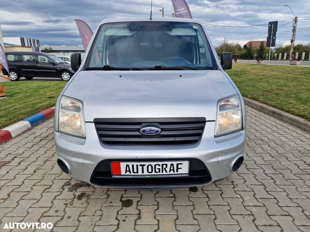 Ford Transit Connect - 17