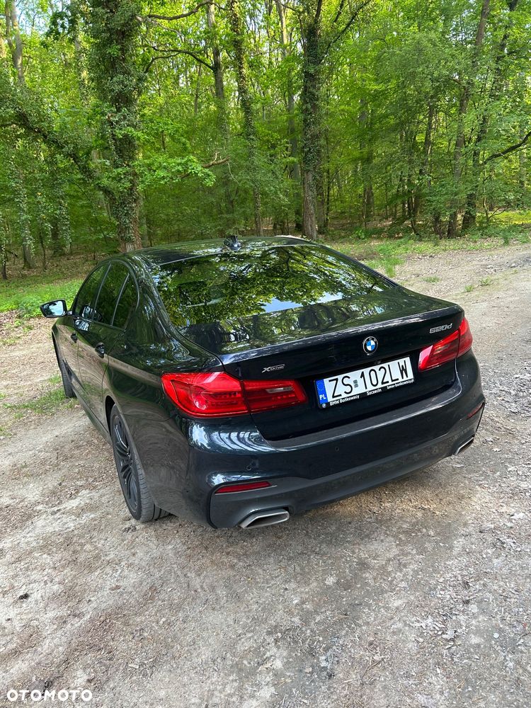 BMW Seria 5 520d MHEV M Sport sport - 7