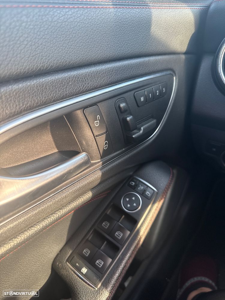 Mercedes-Benz CLA 220 CDI 7G-DCT AMG Line - 4