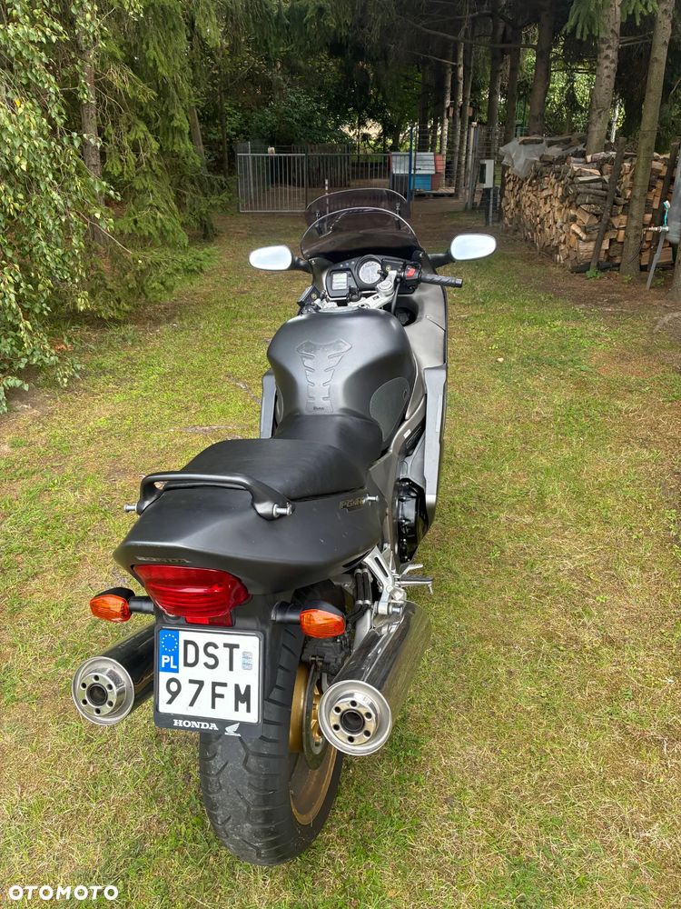 Honda CBR - 7