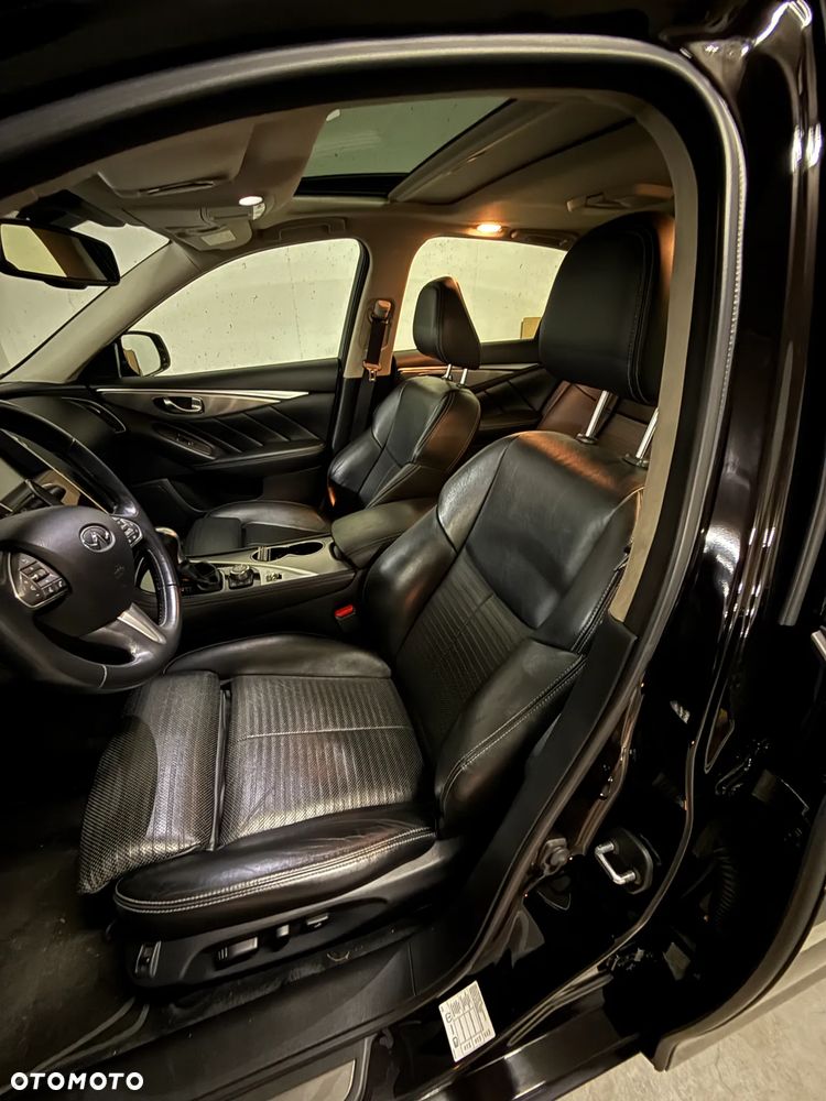 Infiniti Q50 - 24