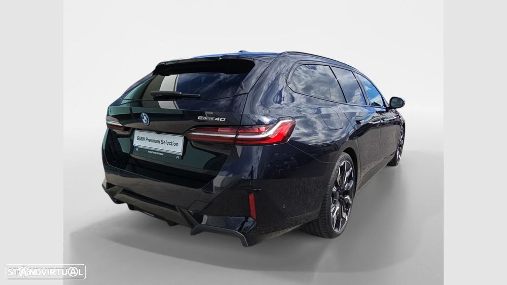 BMW i5 eDrive40 Pack Desportivo M - 4