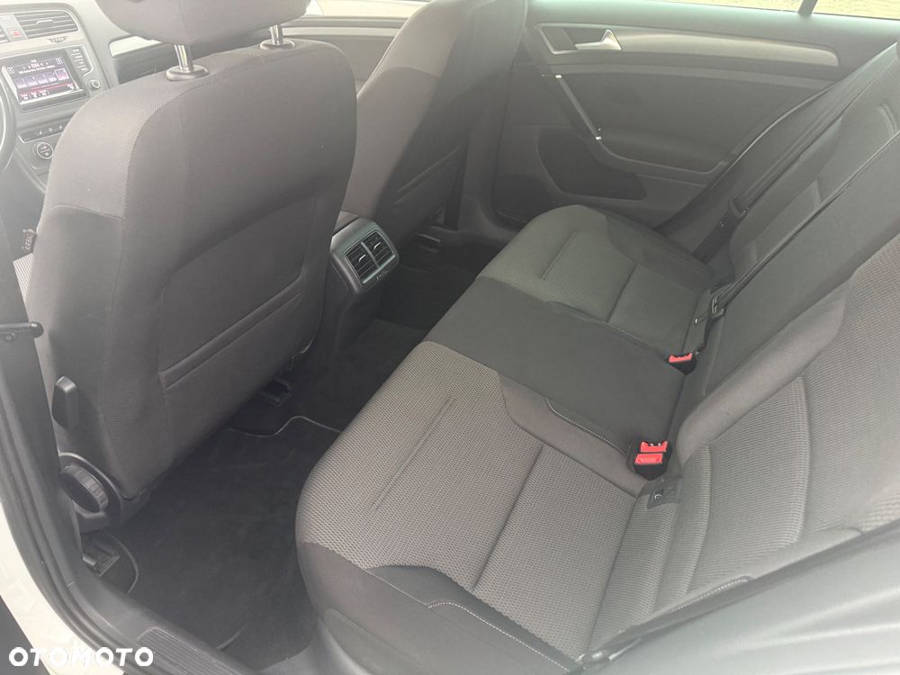 Volkswagen Golf 1.2 TSI BMT Trendline Perfectline - 15
