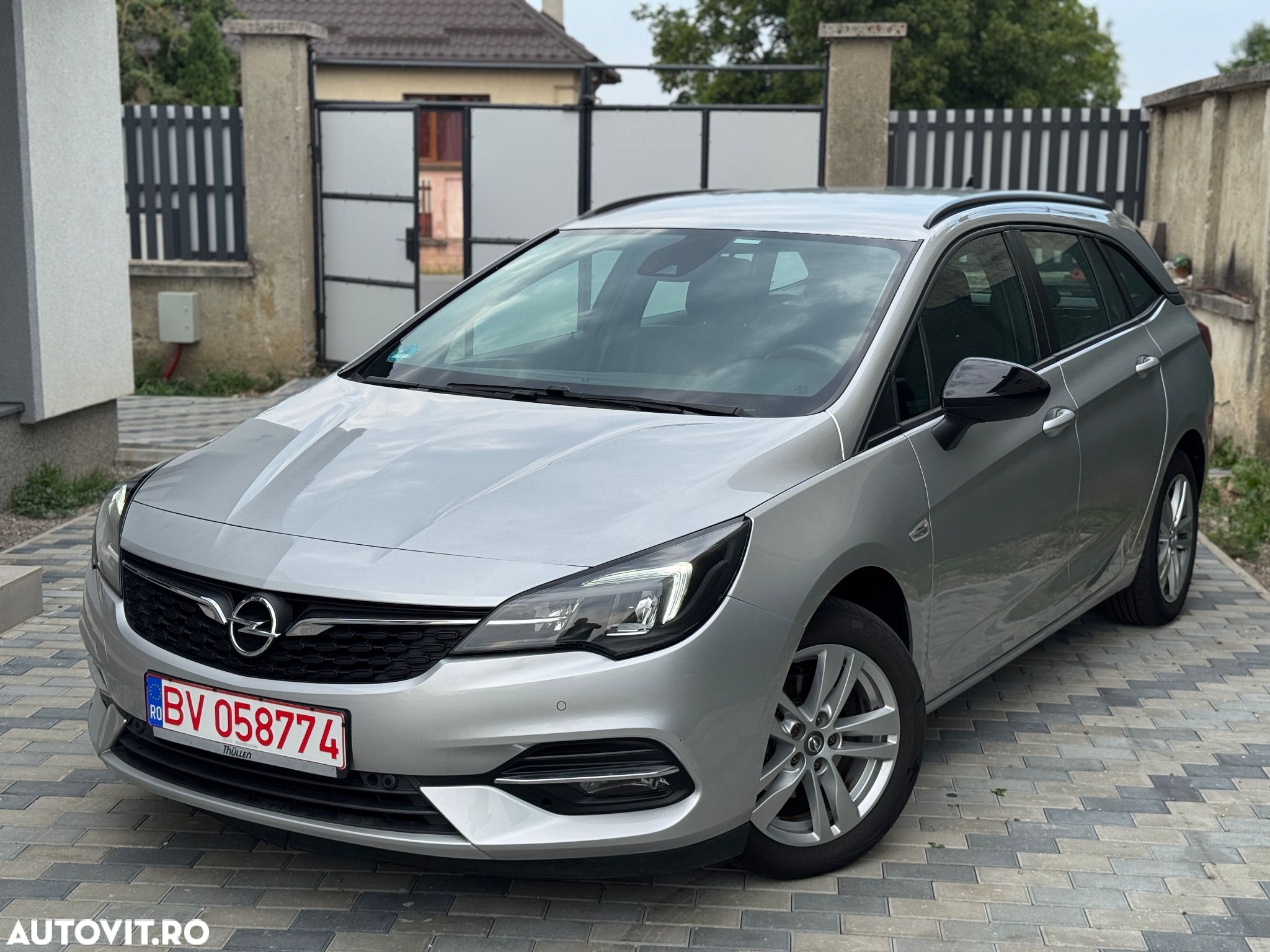 Opel Astra 1.5 Start/Stop Aut. Edition - 1
