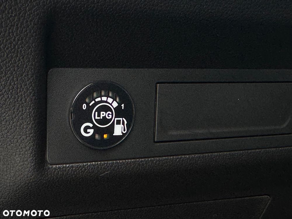 Renault Captur TCe 100 EXPERIENCE - 19