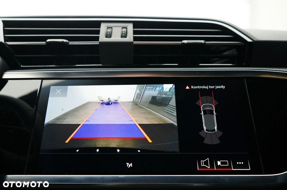 Audi Q3 Sportback - 33