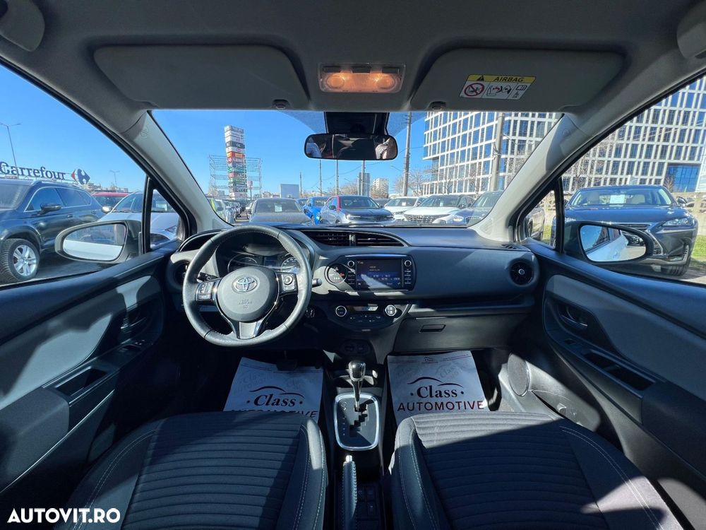 Toyota Yaris 1.5 VVT-i HSD Dynamic - 4
