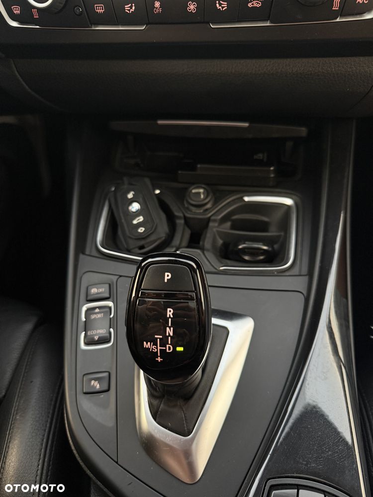 BMW Seria 1 120d Sport Line - 10