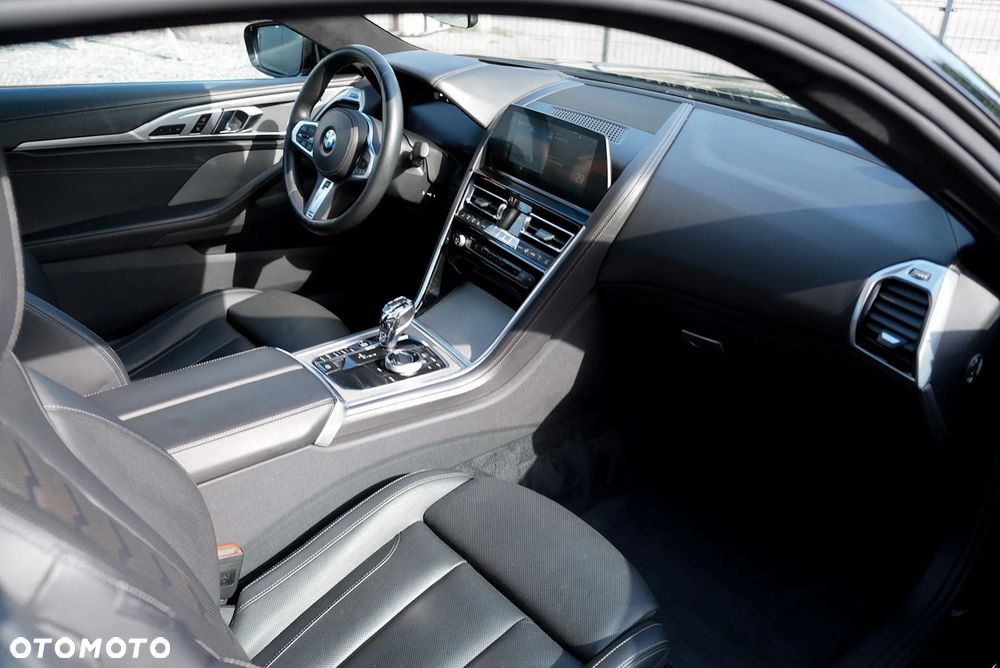 BMW Seria 8 840d xDrive - 31