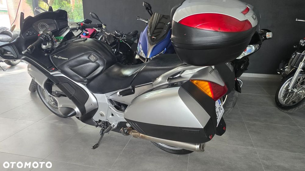 Honda ST - 16