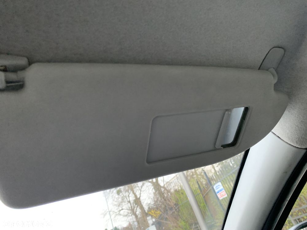 Seat Ibiza 1.4 16V Reference - 13