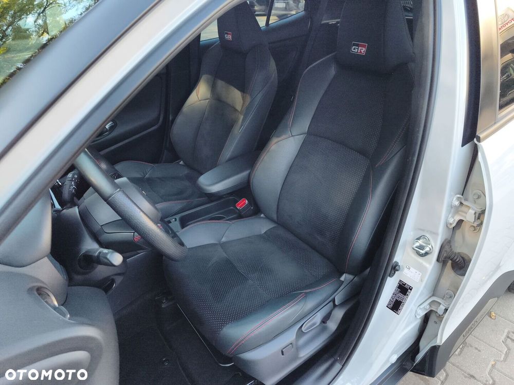 Toyota Yaris Cross Hybrid 1.5 GR Sport - 19