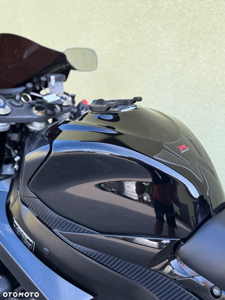 Suzuki GSX-R - 33