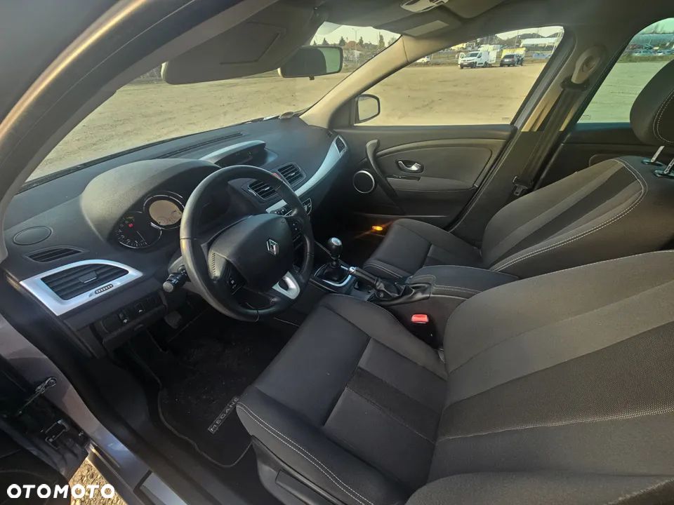 Renault Megane 1.6 16V 100 Expression - 13