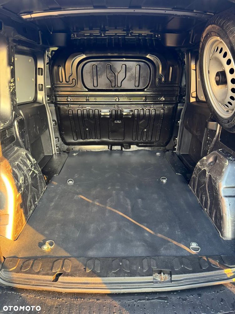 Fiat Doblo - 13