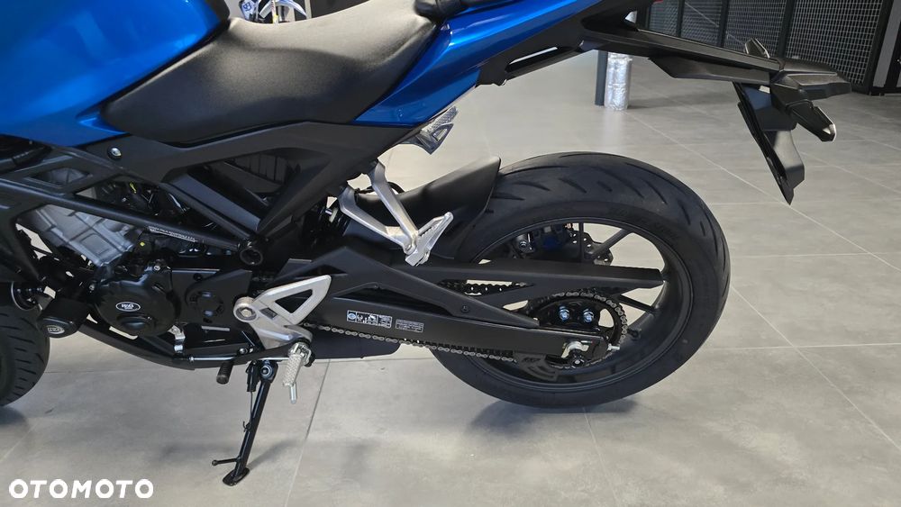 Honda CB - 7