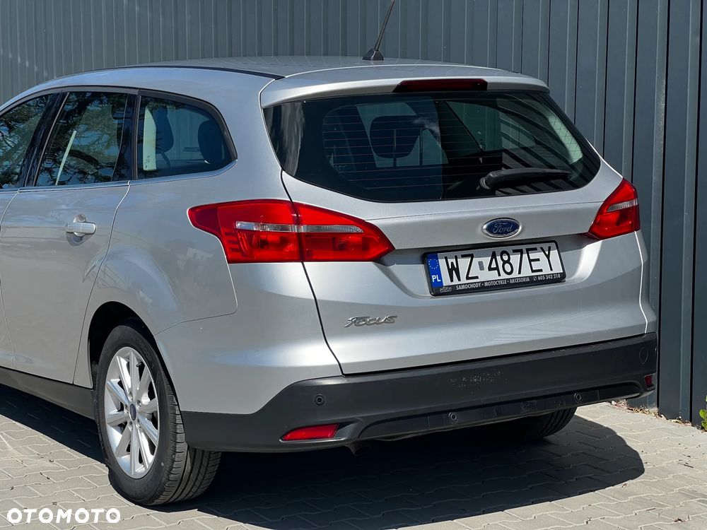 Ford Focus 1.5 TDCi Titanium PowerShift - 19