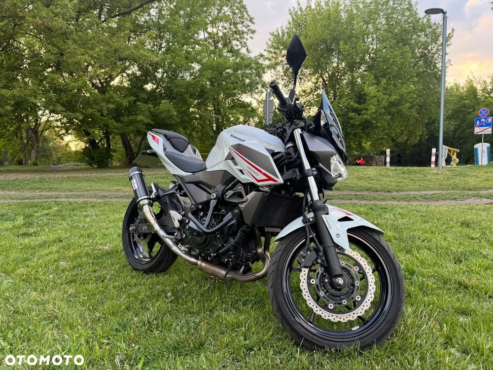 Kawasaki Ninja 400 - 1