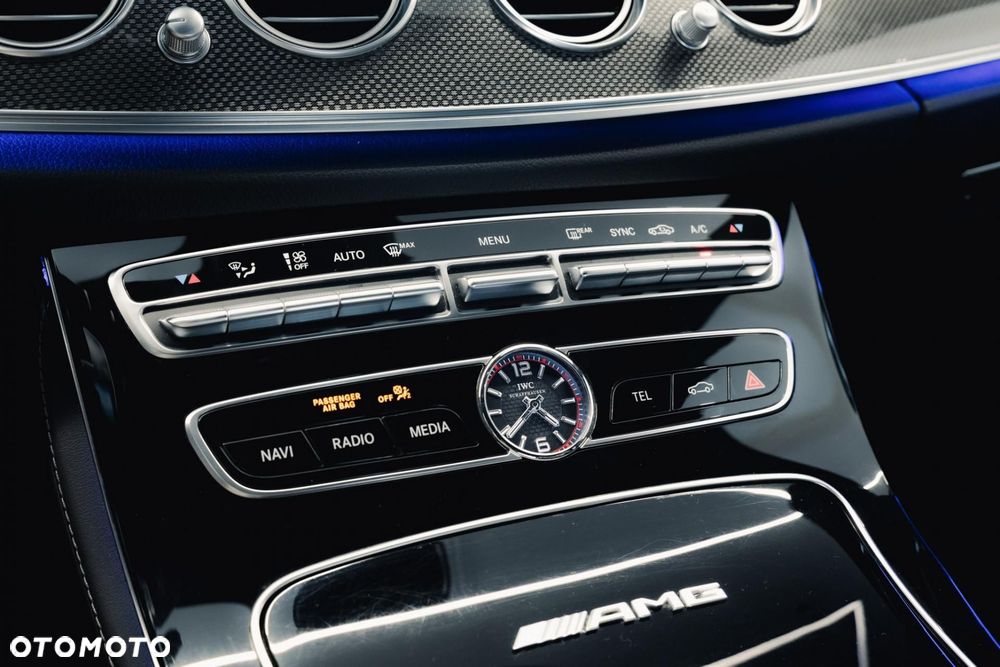 Mercedes-Benz Klasa E AMG 63 S 4-Matic+ - 26