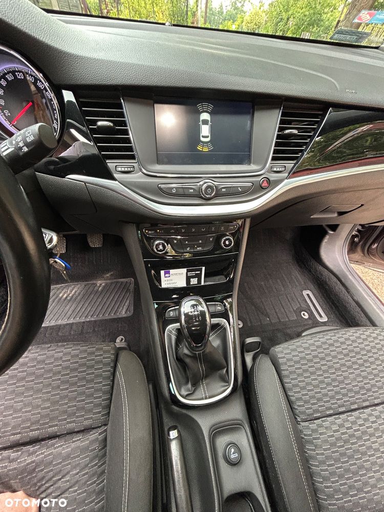 Opel Astra 1.6 T GPF Dynamic S&S - 17