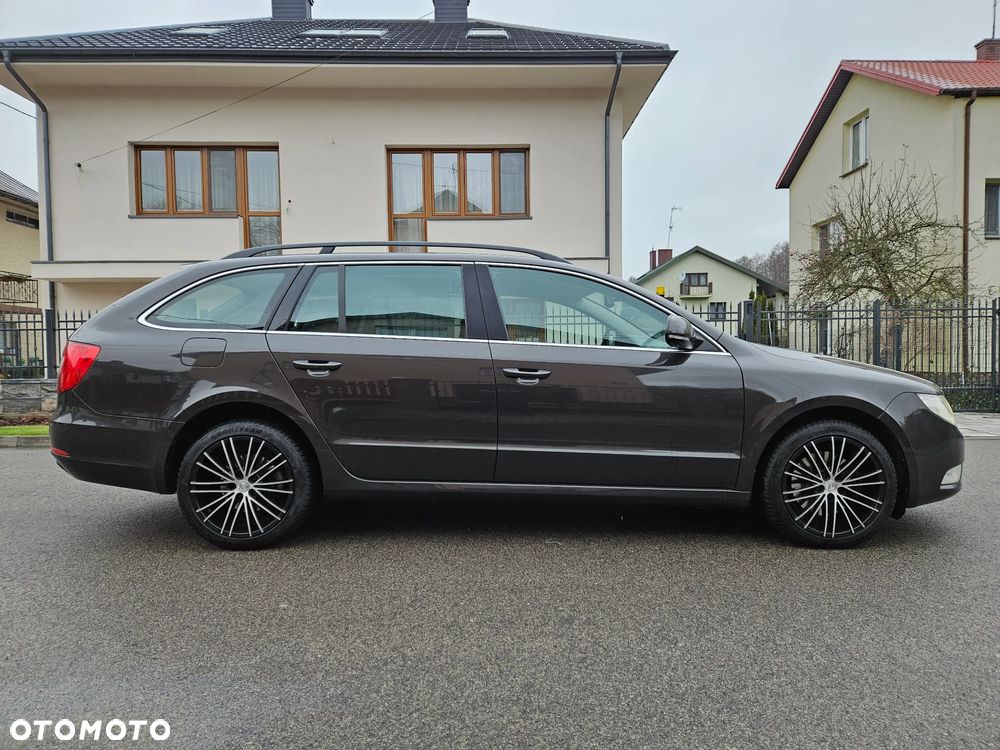Skoda Superb 2.0 TDI DSG Elegance - 7