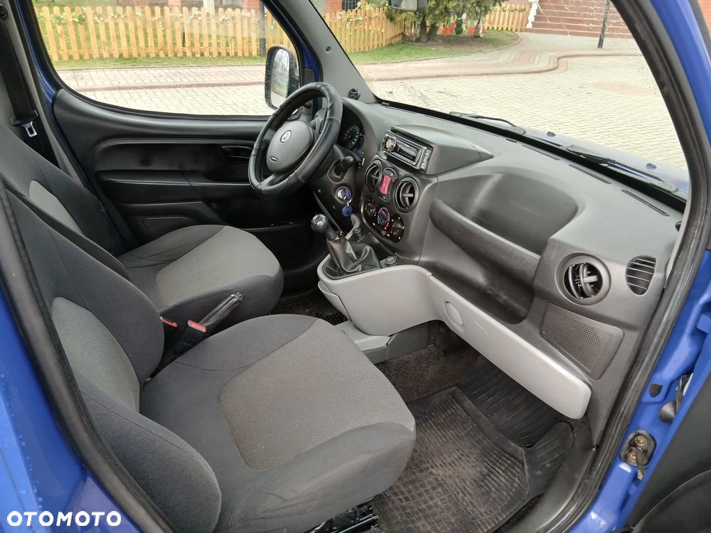 Fiat Doblo 1.9 JTD Family - 25