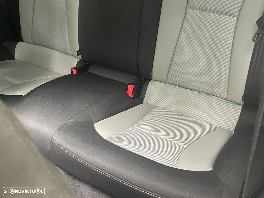 Audi A1 1.6 TDI S-line 99g - 26