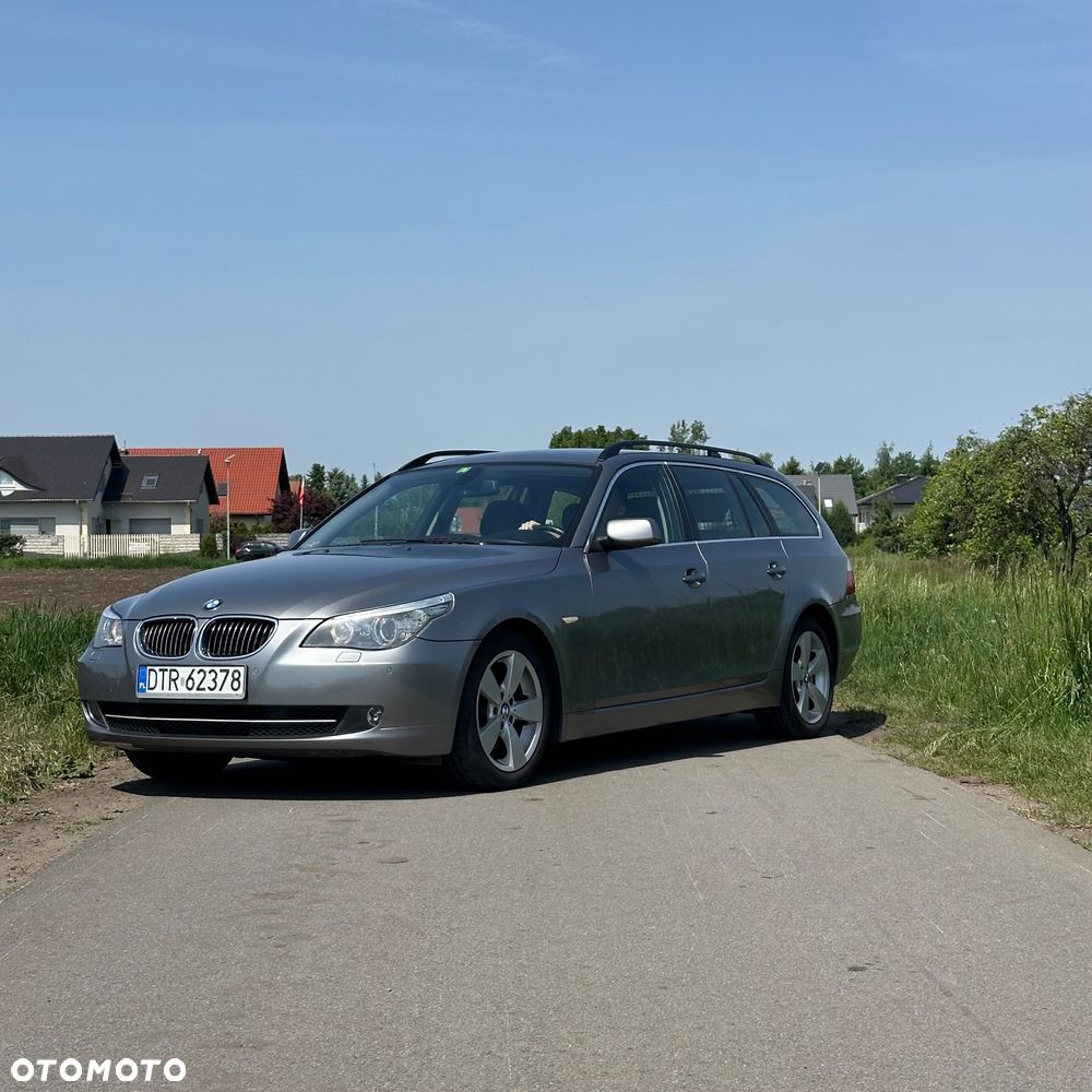 BMW Seria 5 525xi - 6