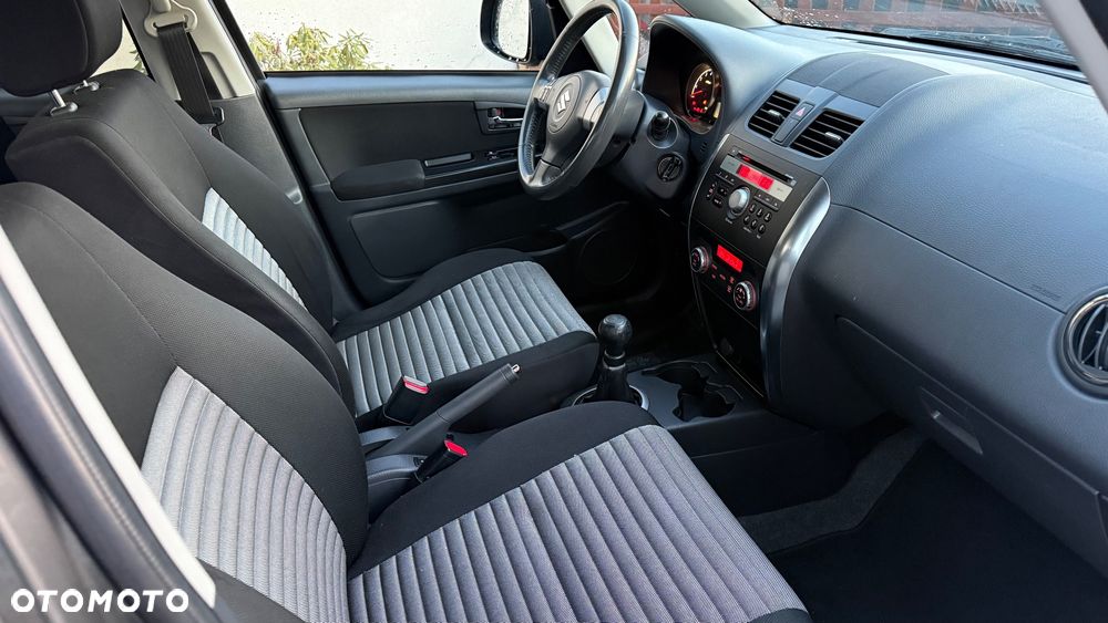 Suzuki SX4 1.6 VVT 4x2 Comfort - 23