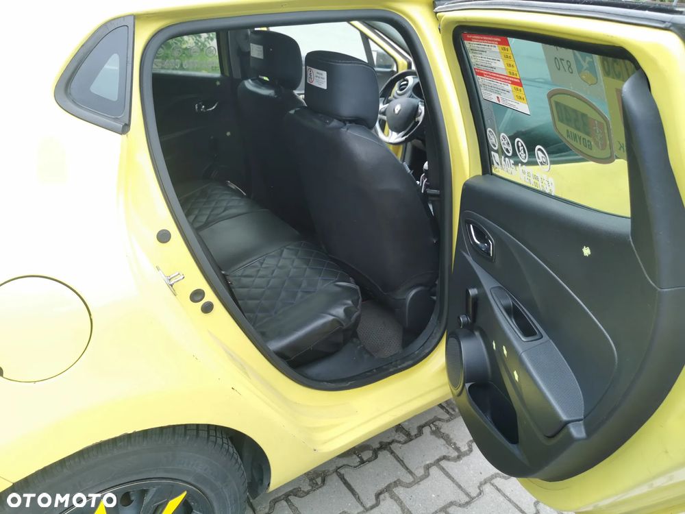 Renault Clio 1.2 16V 75 Experience - 17